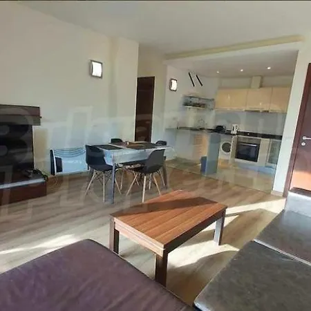 Terra Complex 1 Bedroom * Razlog